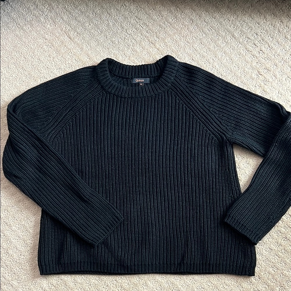 Quince - Black Fisherman’s sweater - size S
